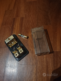 Portafusibiliera Phonocar 2 uscite + fusibile 20A