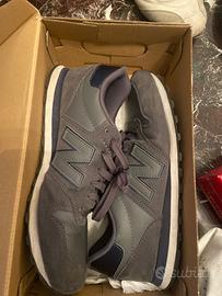 Scarpe new balance grigie taglia 42.5. Uomo