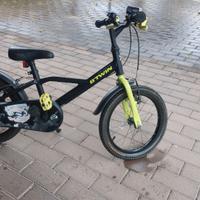 Bici bicicletta bambino misura 16 btwin dark hero