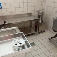 Cessione laboratorio di produzione, lavoraz. carni