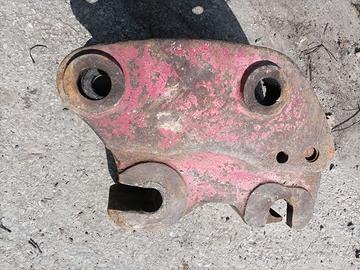 Attacco rapido meccanico semiautomatico