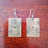 Orecchini con quadranti orologio