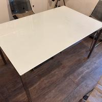 Tavolo Ikea Torsby in vetro