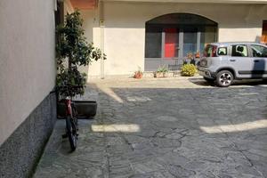 Immobile di 195 m² con 2 locali a Albino