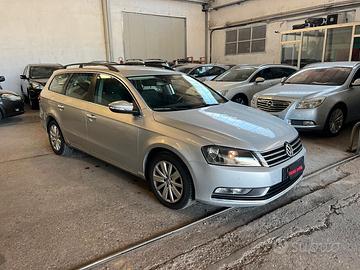 Volkswagen Passat 2.0 TDI Comfortline BlueM. Tech.