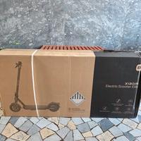 Monopattino Xiaomi Electric Scooter Elite, Nuovo!
