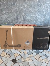 Monopattino Xiaomi Electric Scooter Elite, Nuovo!