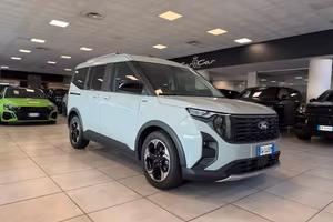 Ford Tourneo Courier 1.0 EcoBoost Active