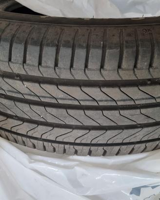 CONTINENTAL  ULTRA CONTACT 215/65R16 98H