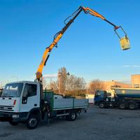 IVECO 80 EL 15 Tector cassone con gru 4X2