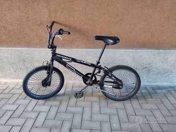 BMX con ruote a 72 raggi