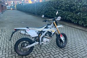 Rieju pro Marathon motard 125