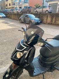 BENELLI CAFFE NERO 125