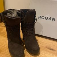 Stivaletti Hogan scamosciati
