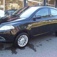 Lancia Ypsilon 0.9 TwinAir 85 CV 5 porte Metano Ec