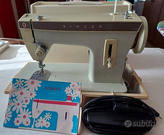 Macchina da cucire SINGER 259 portatile