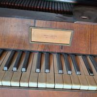 square piano pianoforte a tavolo