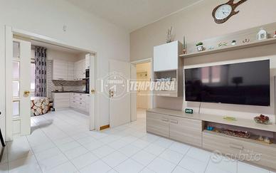 TRILOCALE AL PIANO TERRA NEL CUORE DI BAZZANO