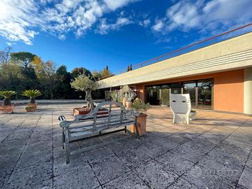 UFFICIO A DESENZANO DEL GARDA