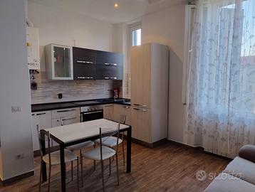 Luminoso appartamento per brevi periodi