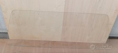 Ford Taunus berlina lunotto vetro posteriore