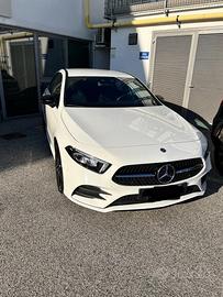 Mercedes-Benz Classe A 180 d Amg Premium