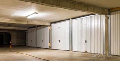 Garage in Piazza Poggio Rusco