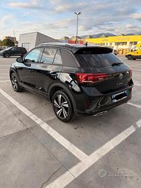 Volkswagen T Roc R-line 1.5 (150cv) DSG automatico