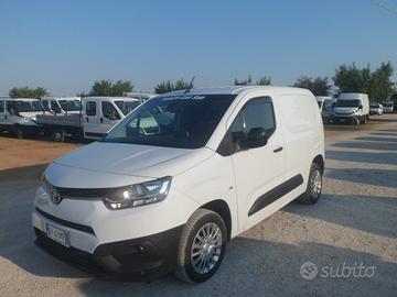 Toyota Proacecity furgone 3 posti