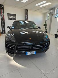 Porsche Cayenne 3.0 V6