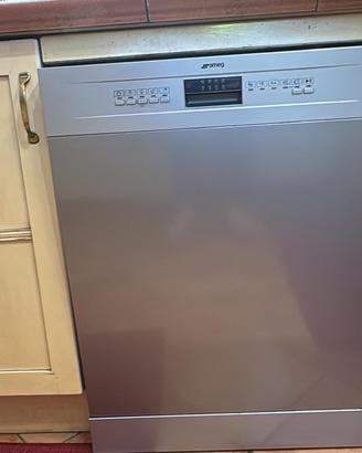 Lavastoviglie smeg