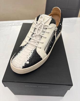 Giuseppe Zanotti, numero 45