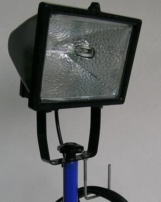 FARO Alogeno 500 WATT con Treppiede per Cantiere