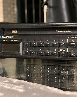 Autoradio Blaupunkt Cleveland ampli BQB80 Porsche
