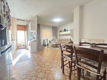 4 LOCALI A MOZZECANE