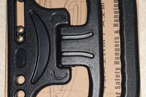 Appendiabiti/borse per poggiatesta auto