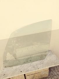 Vetro anteriore sinistro fiat 16