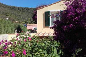Villa di 500 m² con più di 5 locali a Portoferraio