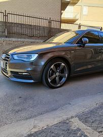 Audi A3 Sportback sline (int-est)