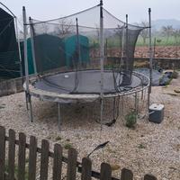 trampolino