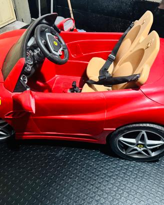 Auto eletrica bambini (Ferrari)