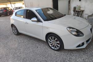 Alfa Romeo Giulietta 1.6 JTDm-2 105 CV Distinctive