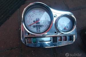 Vespa S 125 '11: paragambe km faro sella