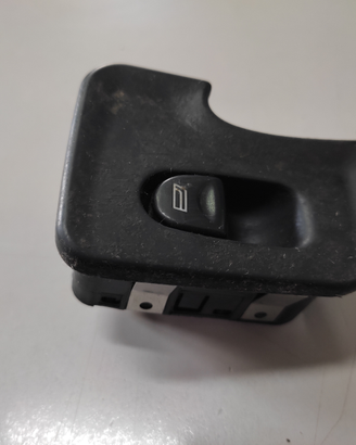 Pulsantiera alzavetro Ant.Dx alfa 147 735283170