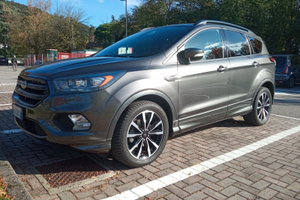 Ford Kuga st line ecoboost 150cv