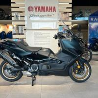 Yamaha TMax 560 Tech Max Petrol