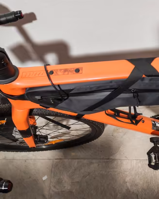 SCOTT ADDICT GRAVEL 40 - CARBONIO-