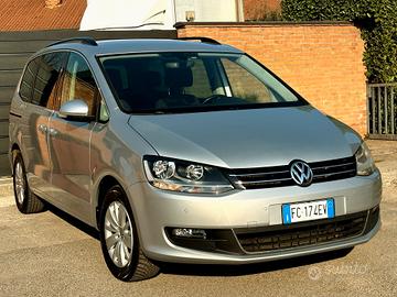 VW SHARAN 2.0D aut- 7 POSTI -EURO 6-Navi-2016