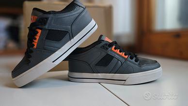 Osiris modello NYC 83 MID VLC taglia

37.5