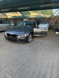 BMW 318 F30 143cv